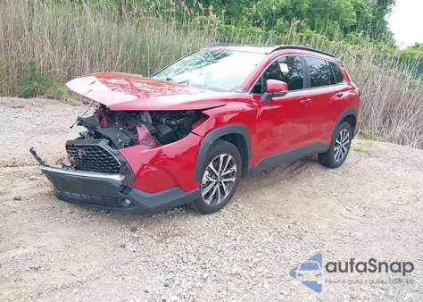 2024 Toyota Corolla Cross Xle из США, поврежденный, VIN 7MUDAABG4RV119507